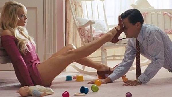 review-wolf-of-wall-street-e1387856961825.jpg