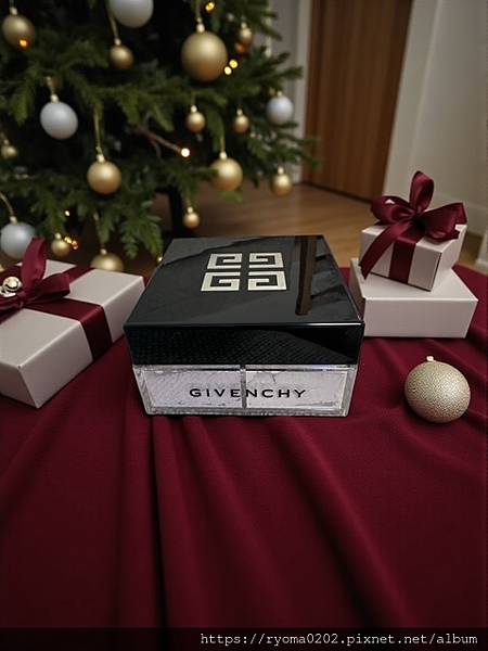 時代的眼淚?GIVENCHY 紀梵希新一代魅力4G幻彩蜜粉心 時代的眼淚?GIVENCHY 紀梵希新一代魅力4G幻彩蜜粉心