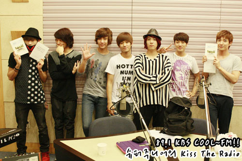 100903 FTIsland Kiss The Radio 官方圖