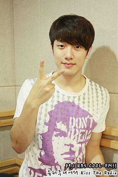 100903 FTIsland Kiss The Radio 官方圖