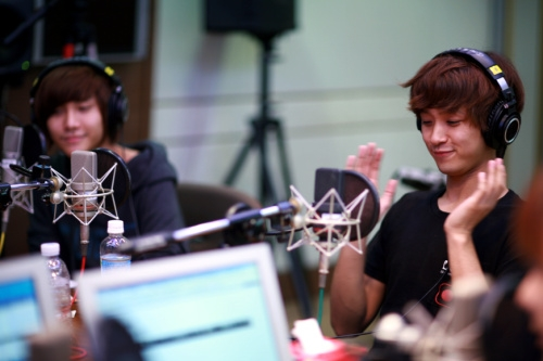 100917 FTIsland MBC FM4U 玄英的Music Party官圖