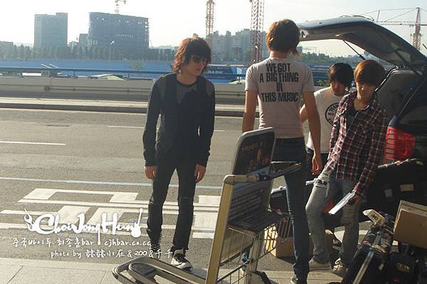 100904 FTIsland 金浦機場