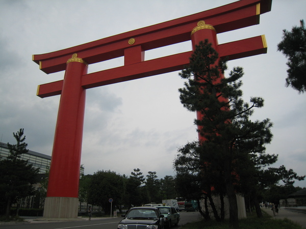 平安神宮超級巨大鳥居