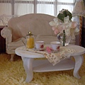 袖珍娃娃屋-世紀豪華別墅-沙發桌子.jpg