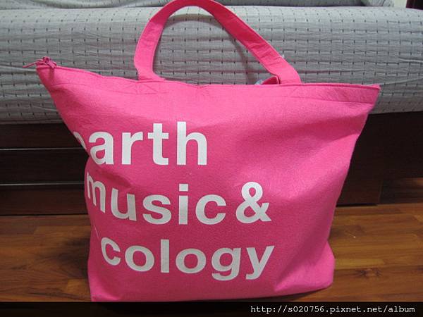 earth music&ecology