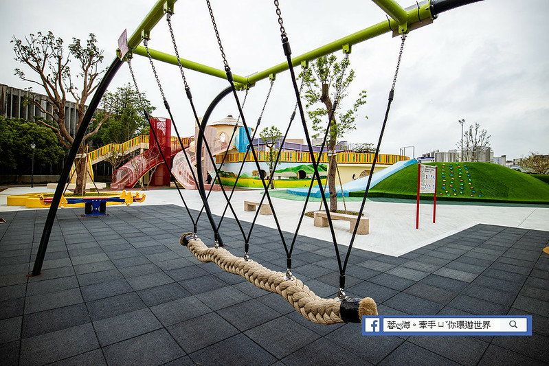 苗栗景點：灣麗親子公園～玩起乃！全新田鼠兒童遊戲場，煙囪溜滑梯、樹屋遊戲場、天空隧道、山丘遊戲場，超過10種遊具超級好玩 (10).jpg