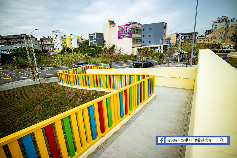 苗栗景點：灣麗親子公園～玩起乃！全新田鼠兒童遊戲場，煙囪溜滑梯、樹屋遊戲場、天空隧道、山丘遊戲場，超過10種遊具超級好玩 (16).jpg