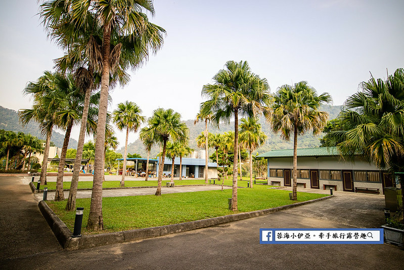 苗栗：芳樺園露營區～營區內就是玫瑰花園，直達溪邊戲水，鄰近親子景點,NO (10).jpg