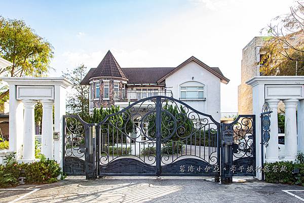 宜蘭五結親子民宿【聖荷緹渡假城堡】宜蘭人氣親子溜滑梯民宿，夢幻城堡睡床、溜滑梯、電動車跑道