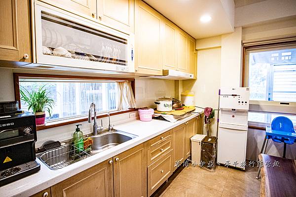 宜蘭五結親子民宿【聖荷緹渡假城堡】宜蘭人氣親子溜滑梯民宿，夢幻城堡睡床、溜滑梯、電動車跑道