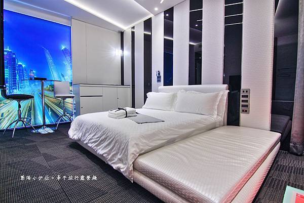 宜蘭包棟民宿【The One Villa 樂灣民宿】宜蘭頂級Villa泳池民宿，周杰倫與昆凌慶祝結婚周年渡假別墅，受藝人青睞