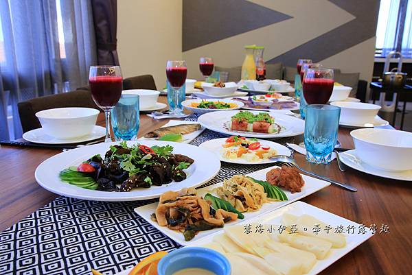 宜蘭包棟民宿【The One Villa 樂灣民宿】宜蘭頂級Villa泳池民宿，周杰倫與昆凌慶祝結婚周年渡假別墅，受藝人青睞