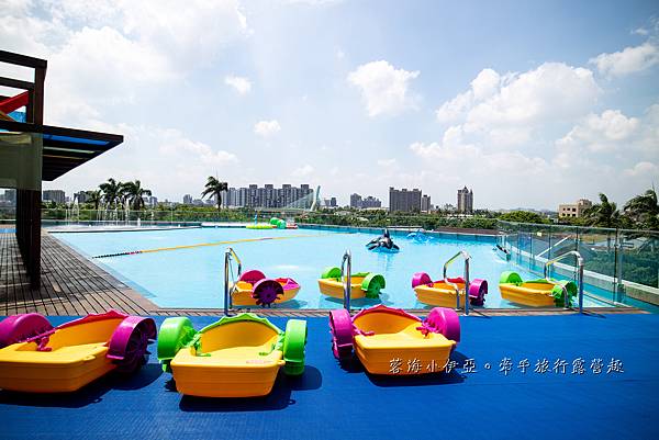 桃園觀光工廠【卡司．蒂菈樂園】2024最新門票，金格觀光工廠全新二館開放，無邊際景觀泳池、迷你賽車場，根本小型遊樂園