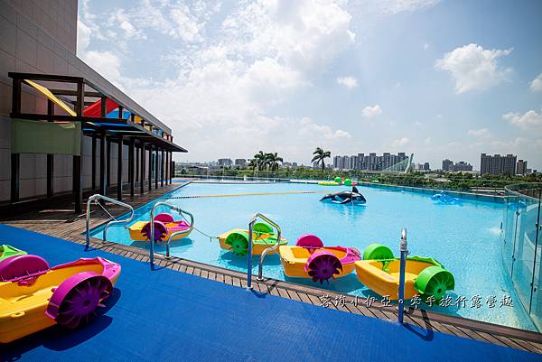 桃園觀光工廠【卡司．蒂菈樂園】2024最新門票，金格觀光工廠全新二館開放，無邊際景觀泳池、迷你賽車場，根本小型遊樂園