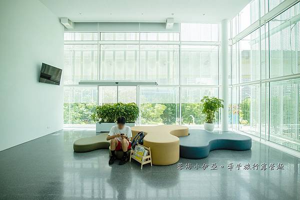 絕美！桃園市兒童美術館(青埔館)，9/1前免費入館，線上預約、停車資訊、展覽、門票，桃園親子景點