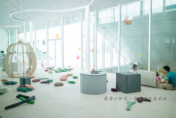 絕美！桃園市兒童美術館(青埔館)，9/1前免費入館，線上預約、停車資訊、展覽、門票，桃園親子景點