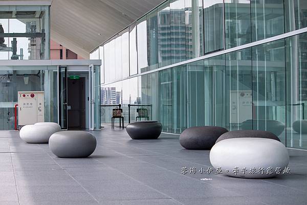 絕美！桃園市兒童美術館(青埔館)，9/1前免費入館，線上預約、停車資訊、展覽、門票，桃園親子景點