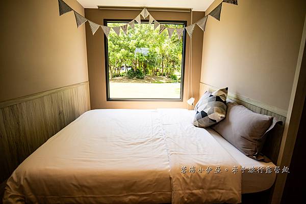 苗栗豪華露營【斑比跳跳頂級豪華露營】一泊四食頂級奢華露營，A5和牛、波士頓龍蝦、豪華露營車、渡假戲水池