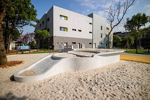 桃園楊梅【四維兒童公園遊戲場】眷村主題遊戲場，四大主題分齡化共融式遊戲場