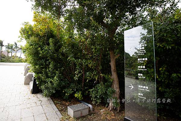超美免門票景點【內惟森林親水河道】高雄市立美術館，夢幻自然迷霧森林（內惟埤文化園區）