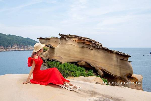 新北萬里秘境【萬里駱駝峰】5分鐘登頂台版土耳其烏奇沙城堡，絕美玫瑰紋絕美咖啡拉花岩