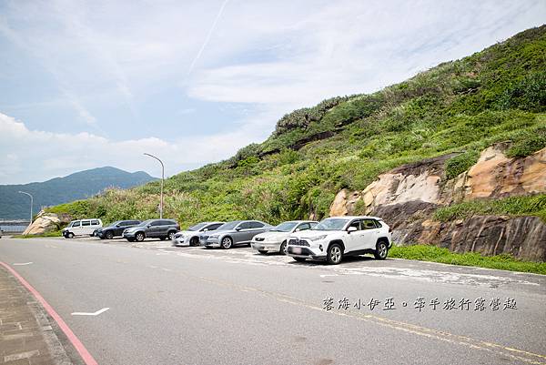 新北萬里秘境【萬里駱駝峰】5分鐘登頂台版土耳其烏奇沙城堡，絕美玫瑰紋絕美咖啡拉花岩