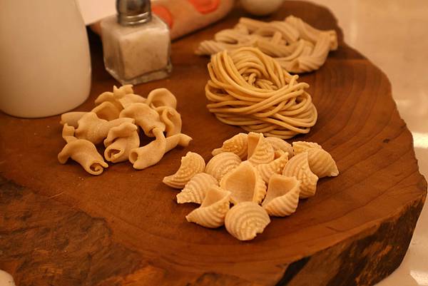 台北手工義大利麵推薦|松山區人氣玻璃屋義式餐廳——康帕斯義麵 台北手工義大利麵推薦|松山區人氣玻璃屋義式餐廳——康帕斯義麵