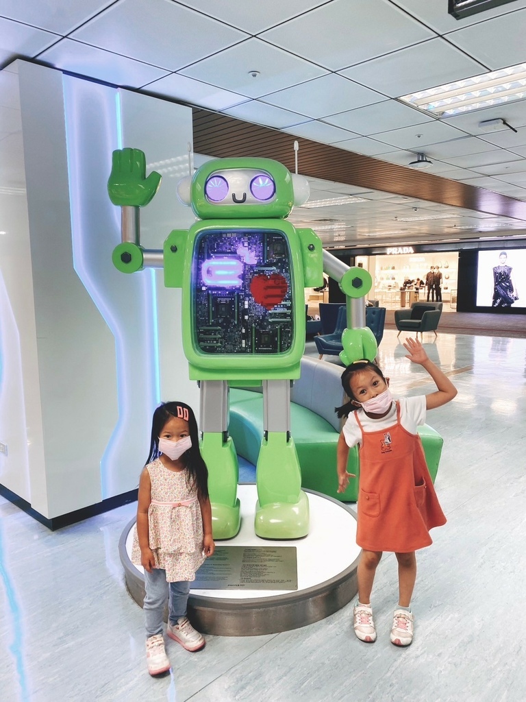 LINE_ALBUM_借過_240515_42.jpg