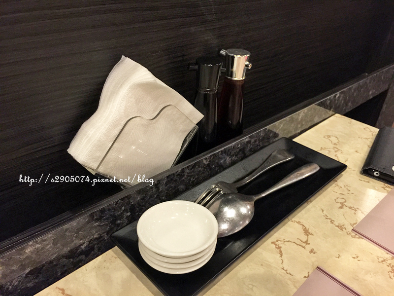 IMG_0402.jpg IMG_0402.jpg