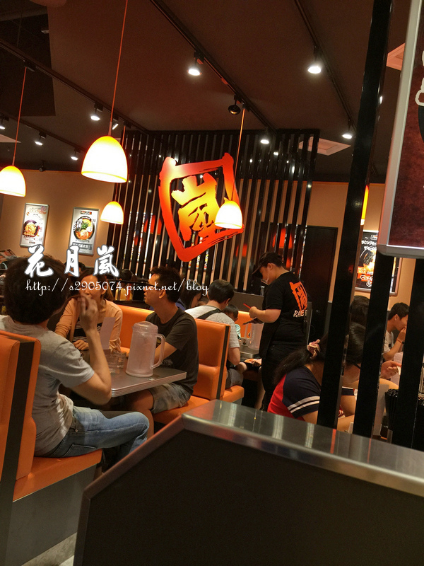 IMG_0557.jpg IMG_0557.jpg