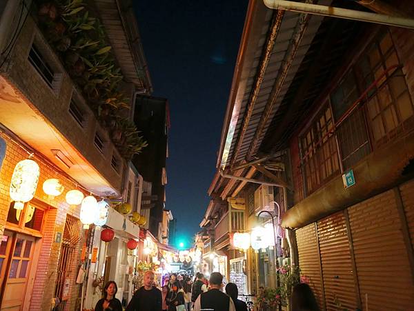 台南～〈普濟殿燈會〉〈神農街〉**每年過年必來的燈會、神農街