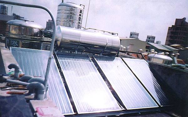 600公升太陽能熱水器