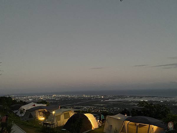 星夜光海露營區-夜景.jpg