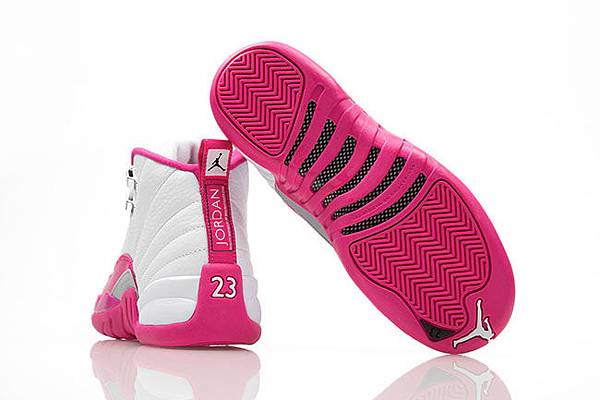 air-jordan-12-vivid-pink-girls-4.jpg