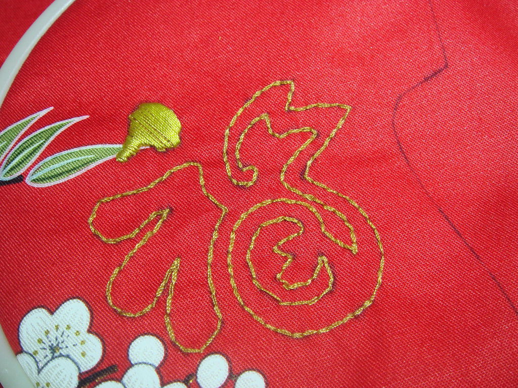 王棉-浮凸緞面繡