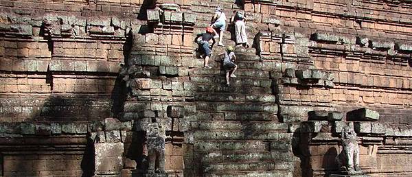吳哥城(Angkor Thom)空中宮殿(Phimeanakas)02