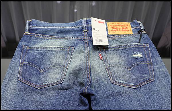 LEVI'S05