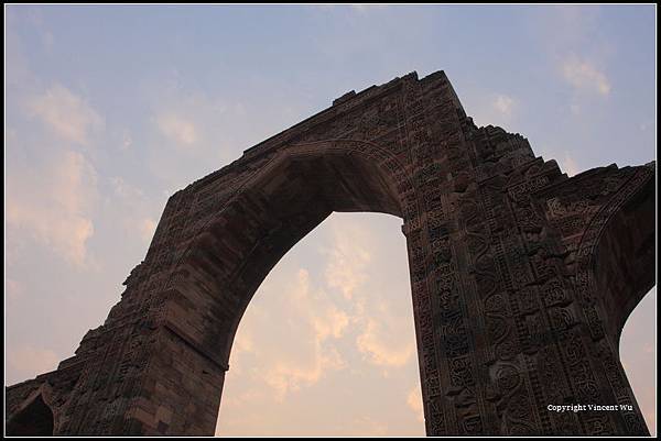 古達明納塔(Qutb Minar)11