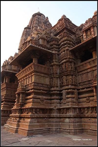 卡鳩拉荷性廟(Khajuraho Group of Monuments)02