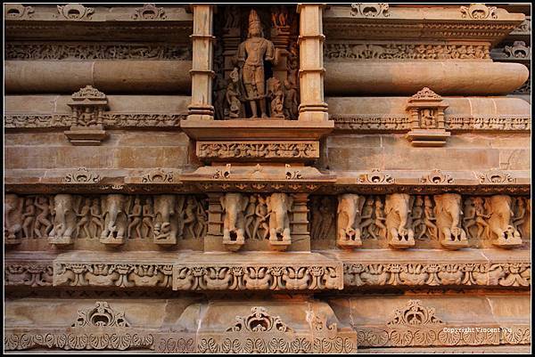 卡鳩拉荷性廟(Khajuraho Group of Monuments)03