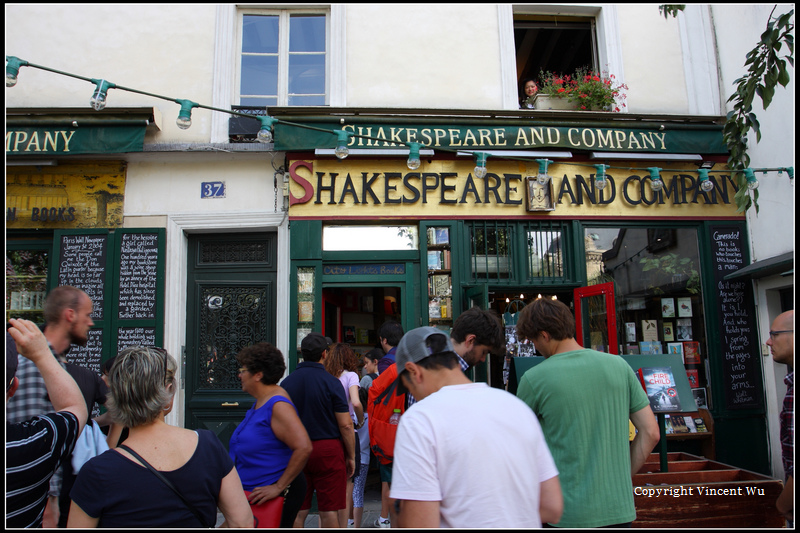 莎士比亞書店(SHAKESPEARE AND COMPANY)