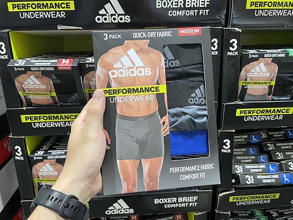 112 9 26 Costco CALVIN KLEIN ADIDAS