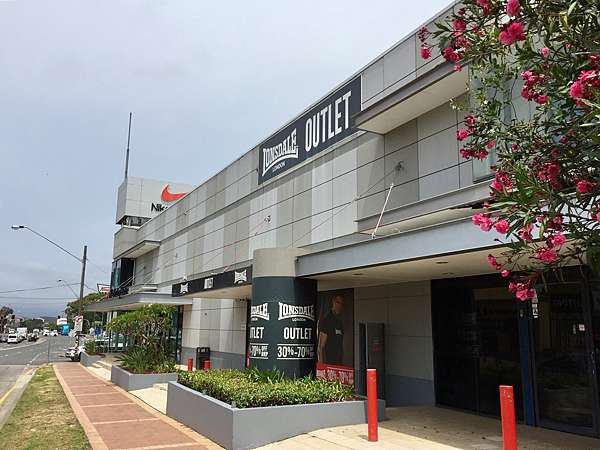 nike factory outlet parramatta road