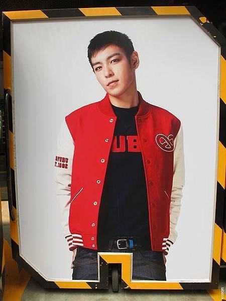 553619_343073812448163_69551129_n