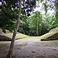 XUNANTUNICH-3-11