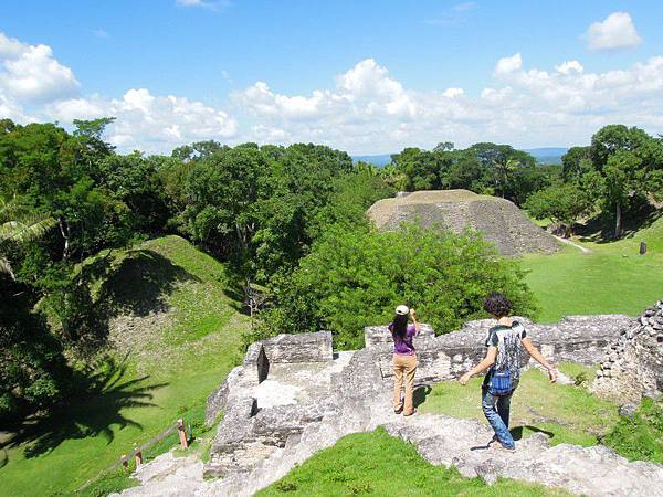 XUNANTUNICH-6-1