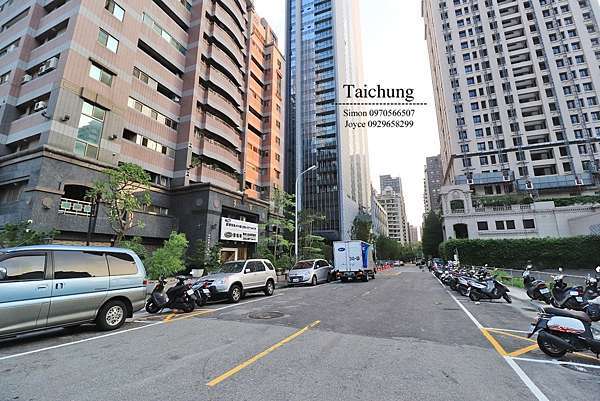 台中七期富室多寶最新 圖多 最詳細資訊獨家揭露 專營台中七期特區豪宅 楊雅婷 周誌賢 住商不動產 七期歌劇院加盟店 大恆不動產經紀有限公司