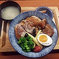 市井食堂 日式炙燒豚肉飯