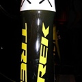 kaws-x-lance-armstrong-trek-bike-11.jpg