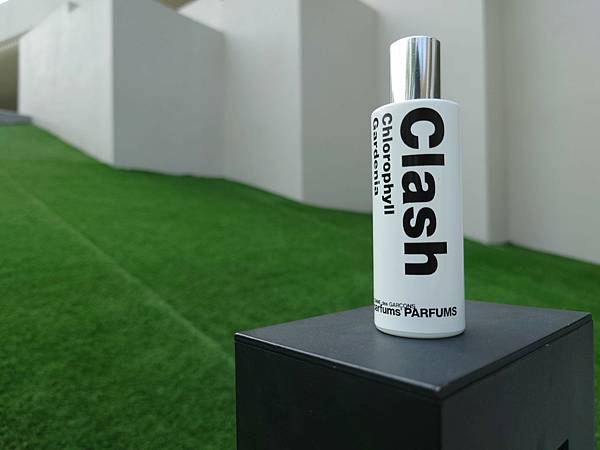 [心得] Comme des Garcons 葉綠素梔子花